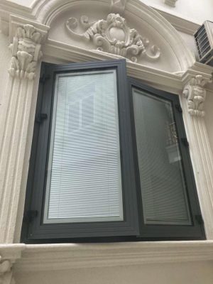 thợ làm vách nhôm kính tại huyện hóc môn