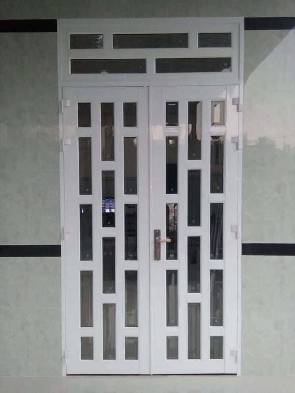 làm nhôm kính tại nhà bè