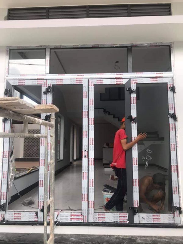 dịch vụ làm nhôm kính tại biên hoà đồng nai gọi ngay 077.666.8676 mr: chiến