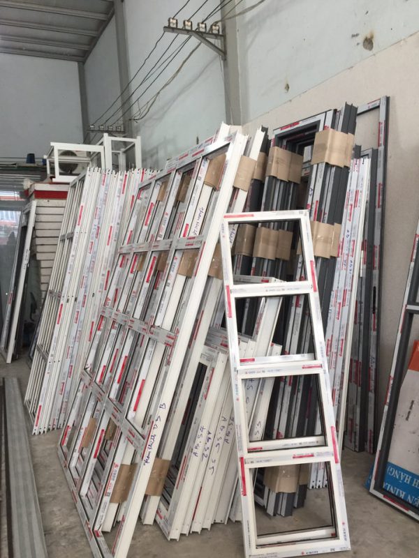 làm cửa nhôm xingfa tại quận 1