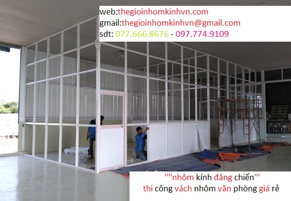 thợ làm nhôm kính tại quận 2 lh 077.666.8676 chiến để tư vấn miễn phí