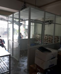 dịch vụ làm vách ngăn nhôm kính giá rẻ tại quận 1 tp.hcm lh 077.666.8676 chiến