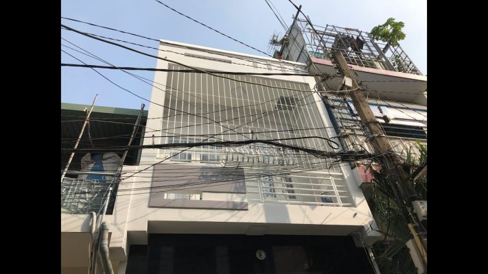 Thợ làm khung bảo vệ sắt tại Quận 12