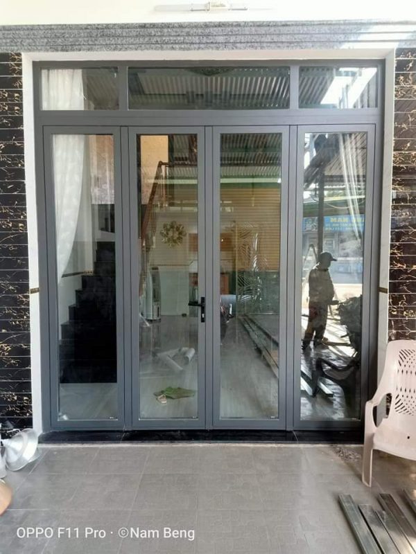 Mẫu cửa đẹp mới nhất 2019 Tại TPHCM.
