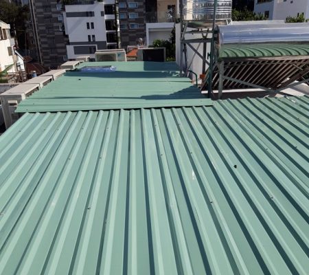 Lợp mái tôn tại TP HCM của Nhôm Kính Đăng Chiến