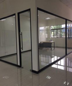 dịch vụ làm vách kính cường lực tại quận tân bình