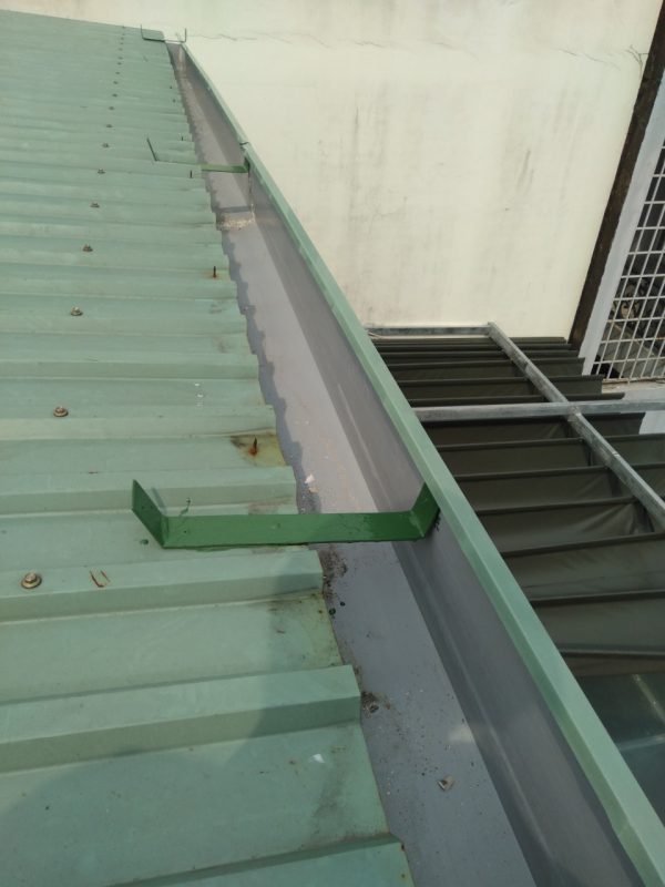 thi công làm máng xối giá rẻ tại quận 7 lh 0967.182.229 mr: chiến