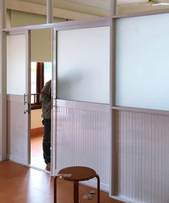 làm cửa nhôm kính giá rẻ tại quận 2